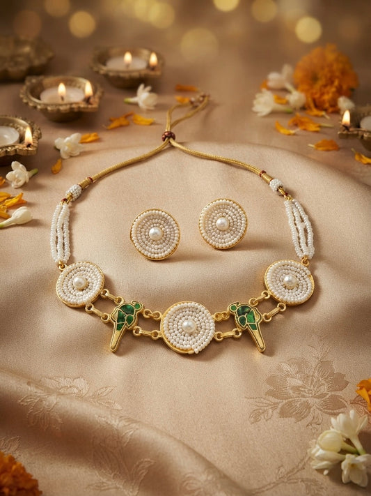 Pearl & Emerald Bird Motif Necklace Set — Photo 2