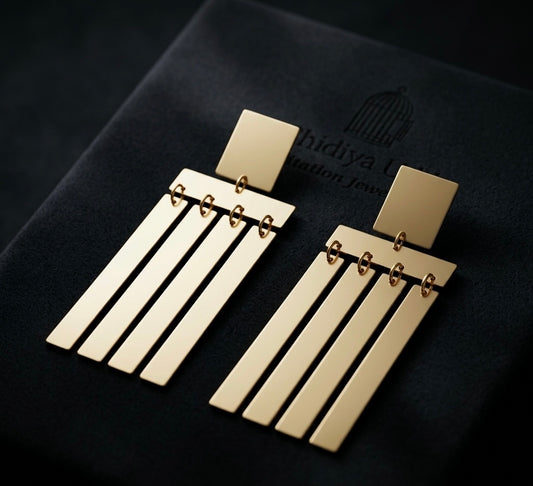 Geometric Fringe Drop Earrings – Gold — Photo 2