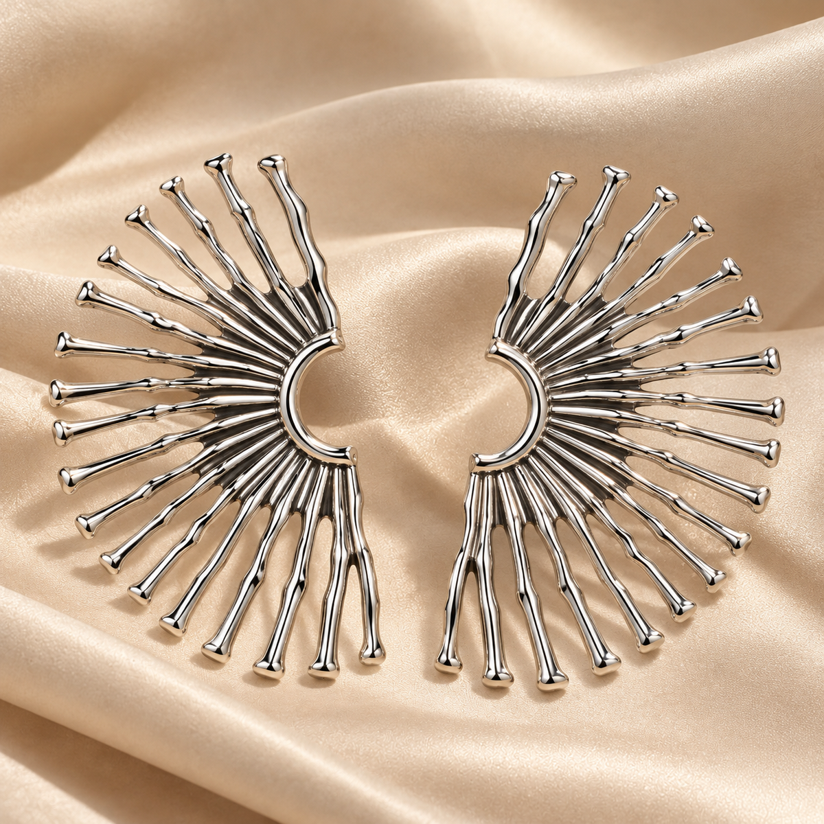 Avant-garde sunburst spike ear cuffs in polished silver finish - View 3