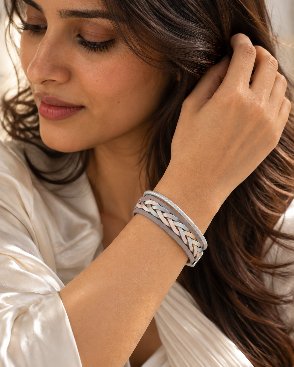 Dual-Tone Signature Reversible Bracelet – Tan & Silver — Photo 6
