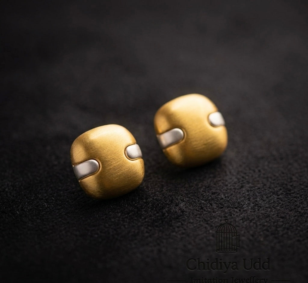 Brushed Gold Square Stud Earrings – Two-Tone — Photo 7