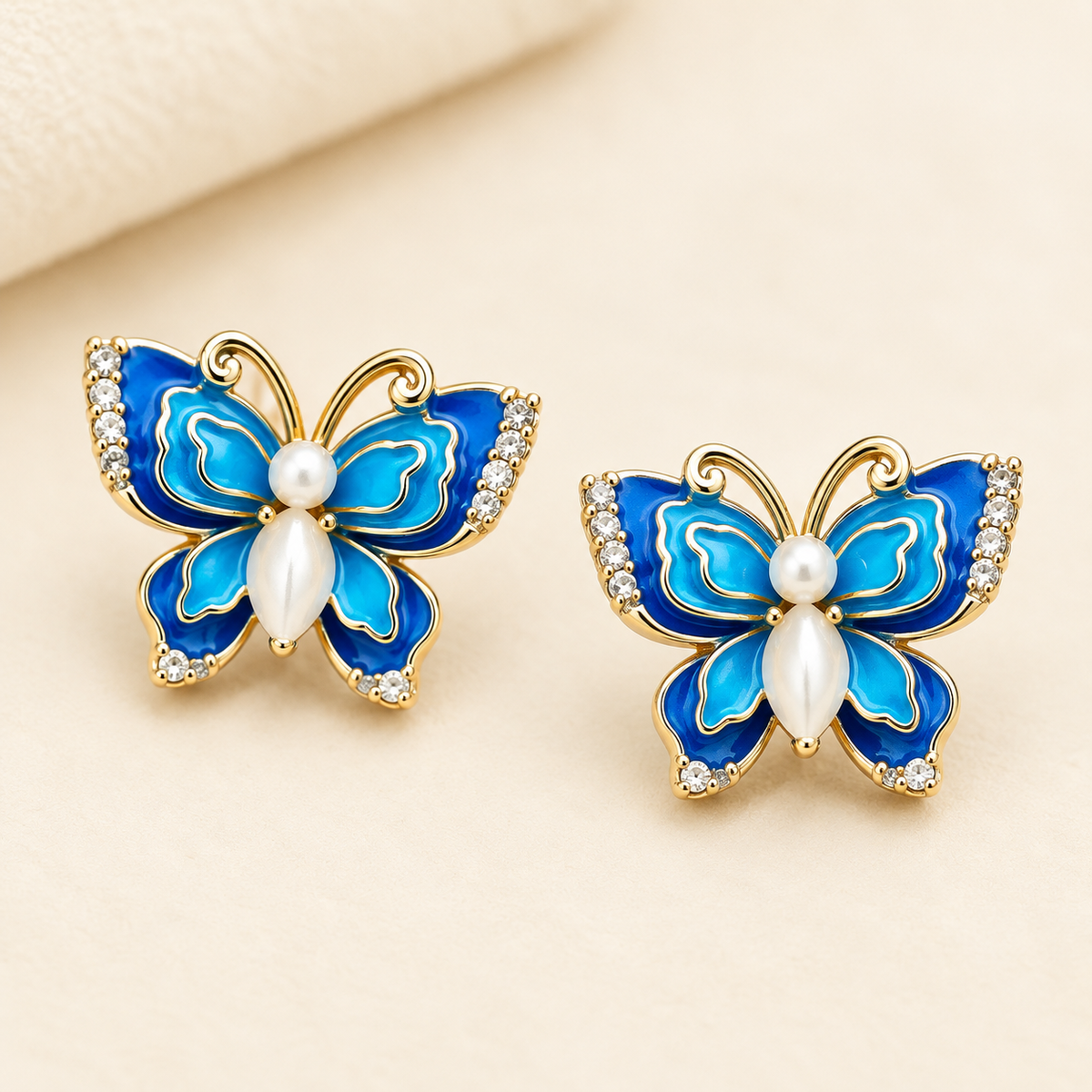 Sapphire Butterfly Pearl Earrings — Photo 4