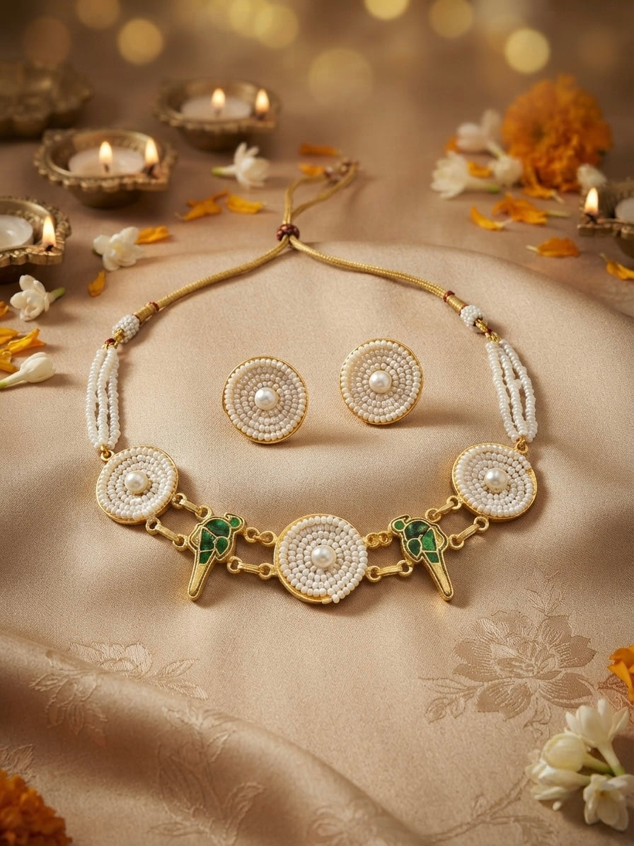 Pearl & Emerald Bird Motif Necklace Set — Photo 2