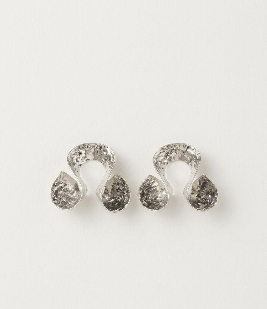 Hammered U-Shape Statement Earrings – Textured Open Design — Silver — Photo 1