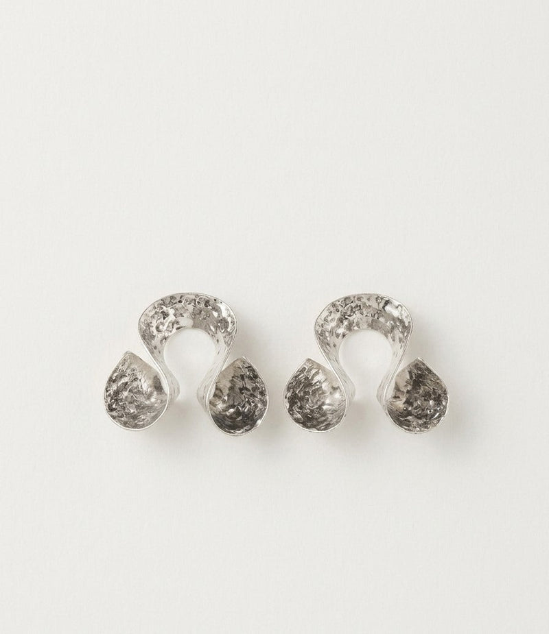 Hammered U-Shape Statement Earrings – Textured Open Design — Silver — Photo 1