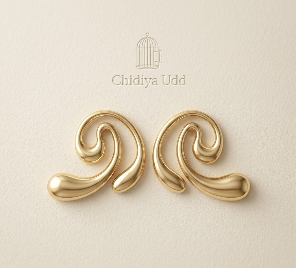 Swirl Statement Earrings – Sculpted Spiral Design — Gold — Photo 3