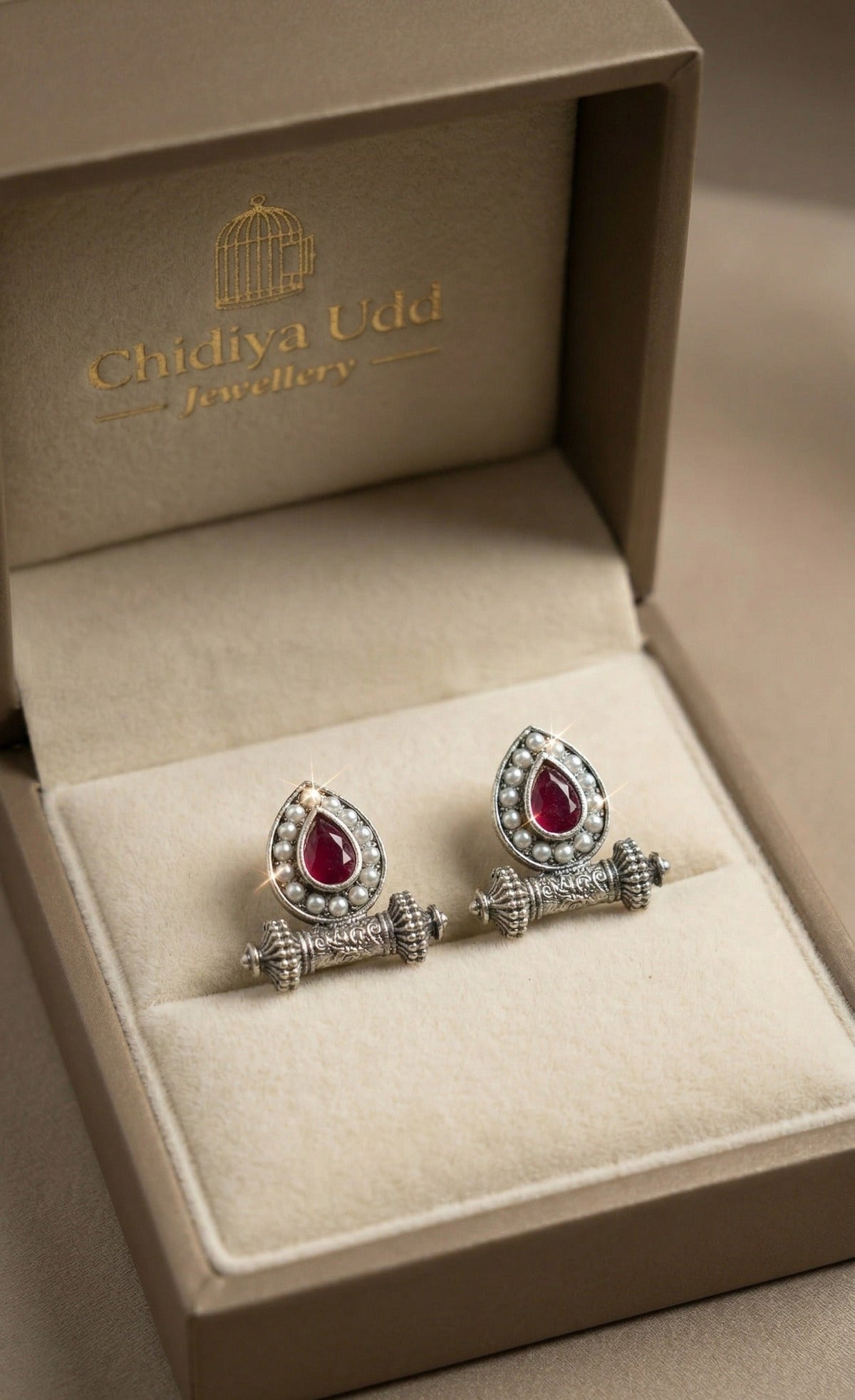 Vintage Teardrop Pearl Statement Earrings – Ethnic Design — Ruby Red — Photo 3