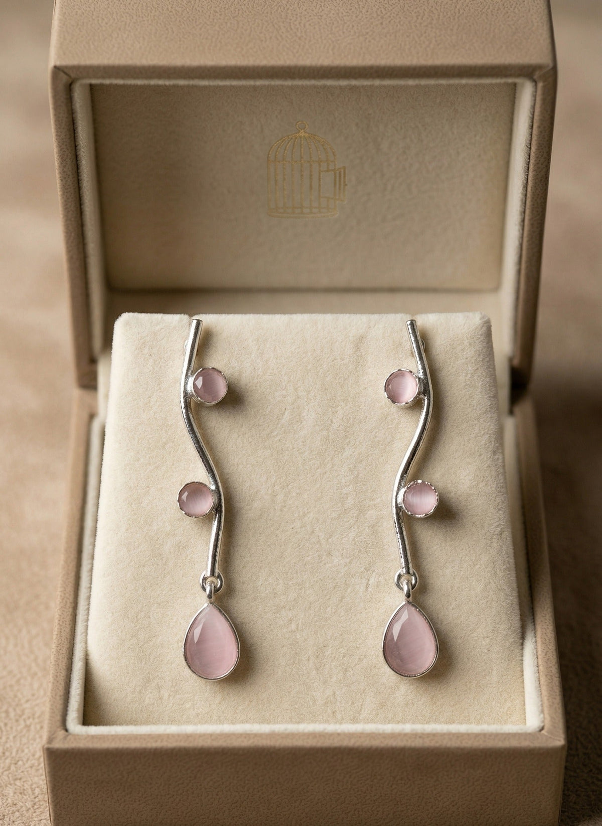 Teardrop Drop Statement Earrings – Contemporary Design — Pink — Photo 2