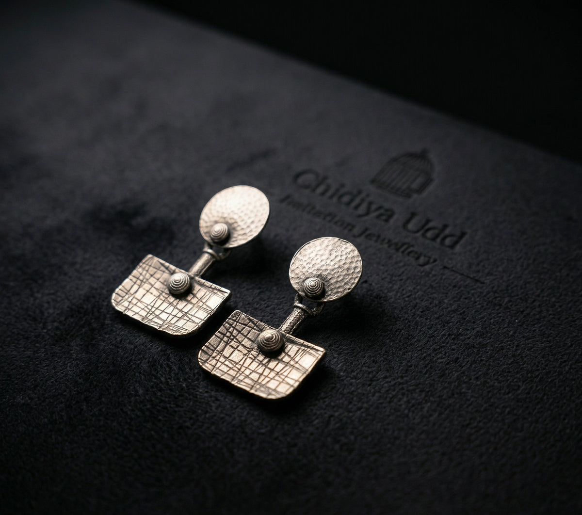 Silver Hammered Geometric Drop Earrings – Textured Statement Design