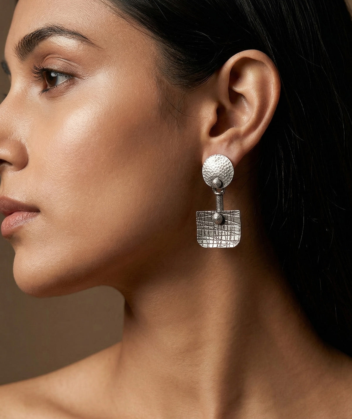 Silver Hammered Geometric Drop Earrings – Textured Statement Design