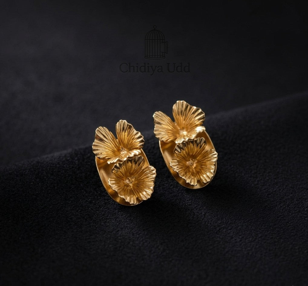 Sculpted Double Bloom Earrings – Gold — Photo 5
