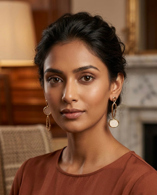 Blush Textured Geometric Drop Earrings – Gold — Photo 2