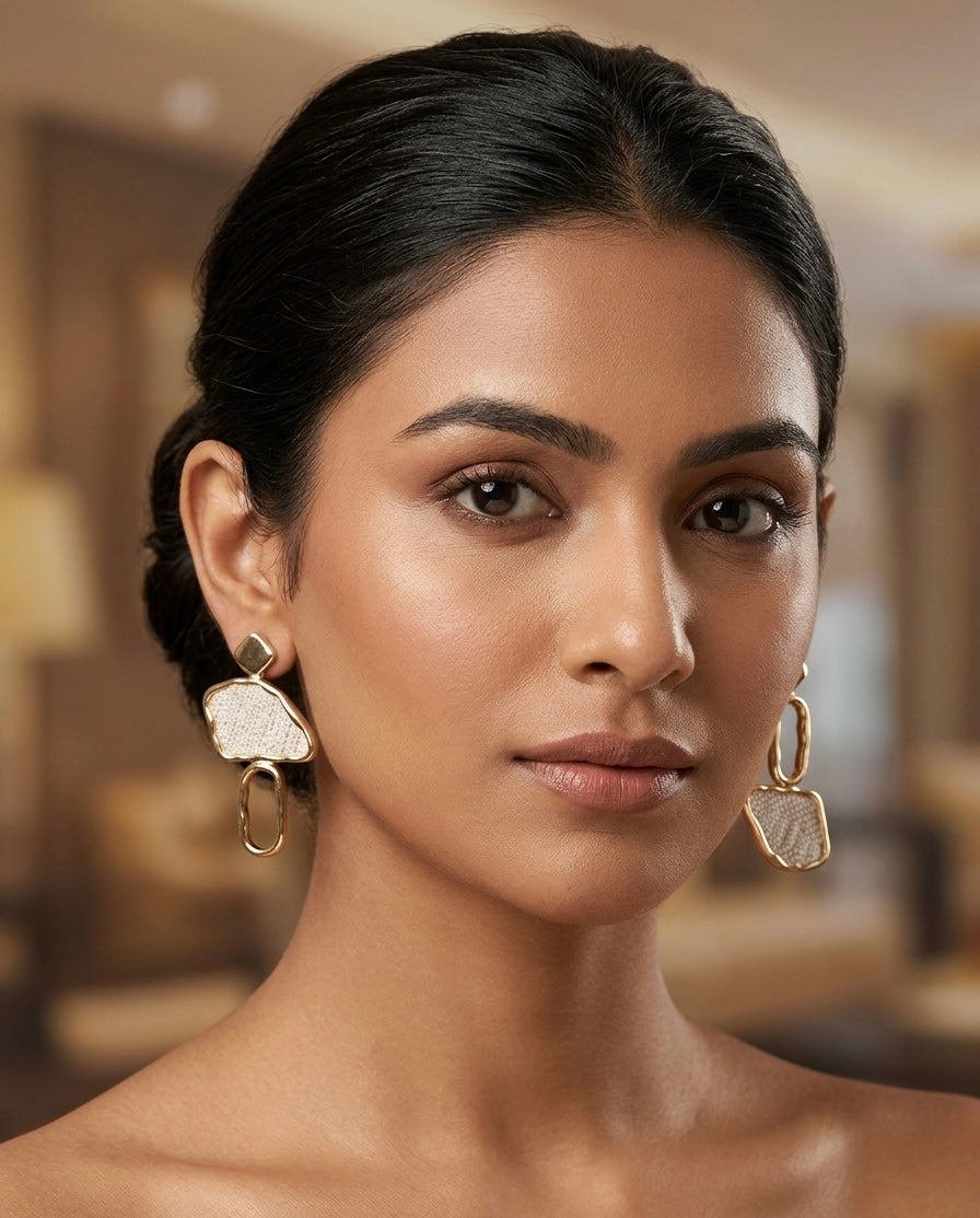 Ivory Textured Geometric Drop Earrings – Gold — Photo 5