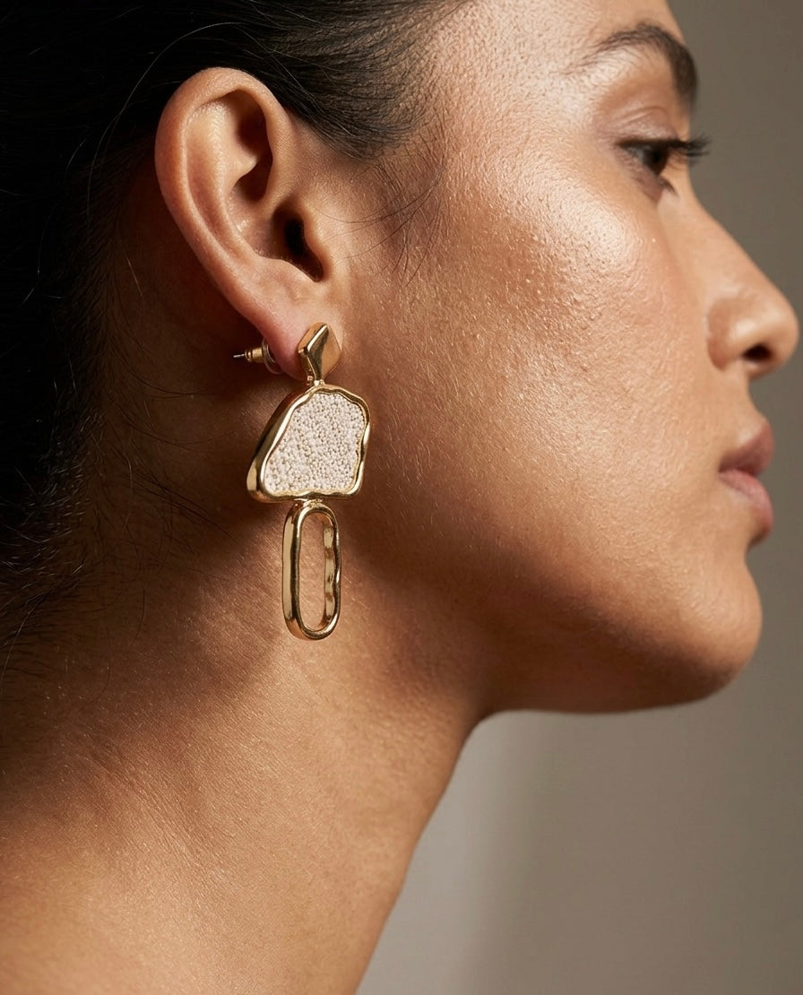 Ivory Textured Geometric Drop Earrings – Gold — Photo 6