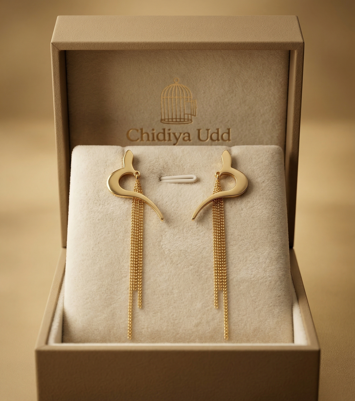 Heart Chain Drop Earrings – Gold — Photo 3