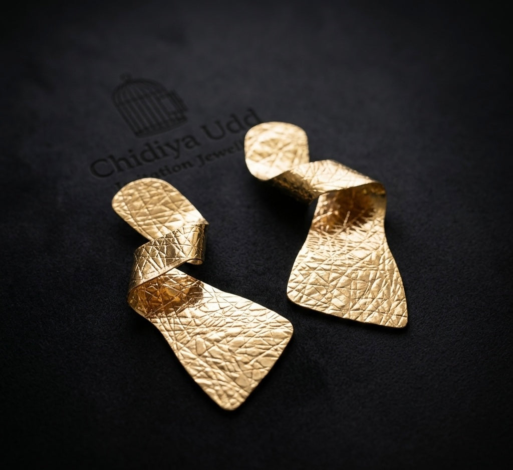 Textured Sculptural Drop Earrings — Gold — Photo 4