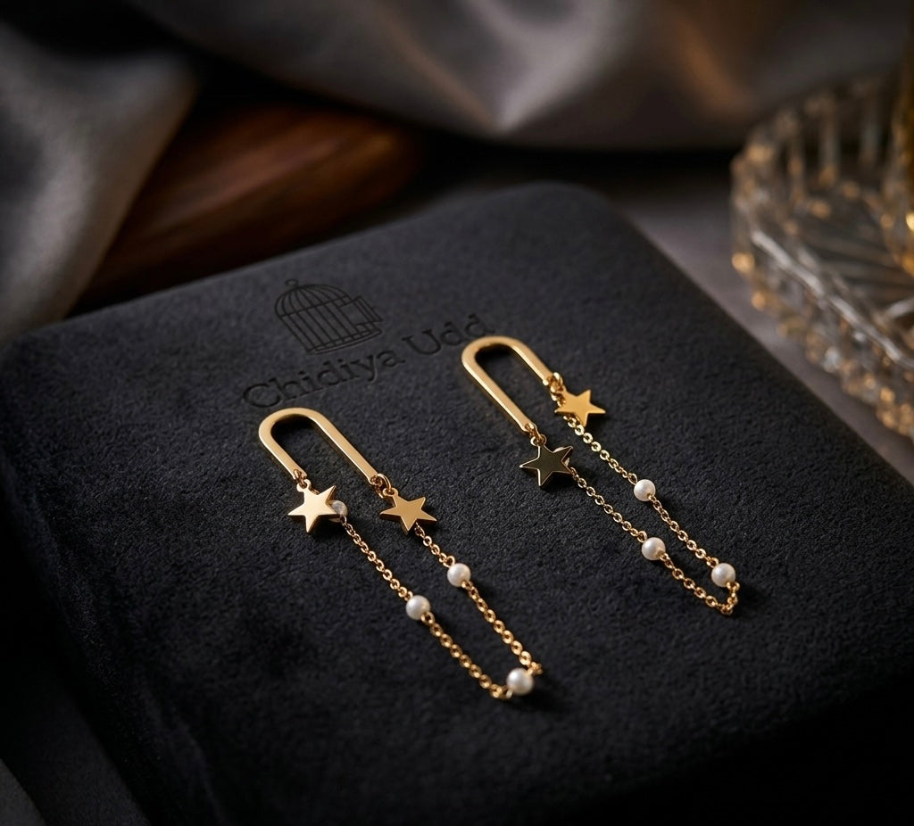 Star Chain Drop Earrings – Gold — Photo 3