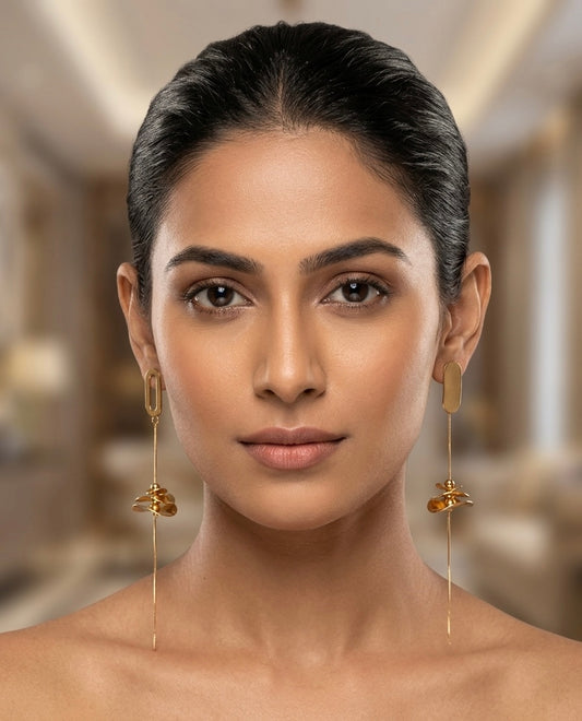 Long Sculpted Floral Chain Earrings – Gold — Photo 2